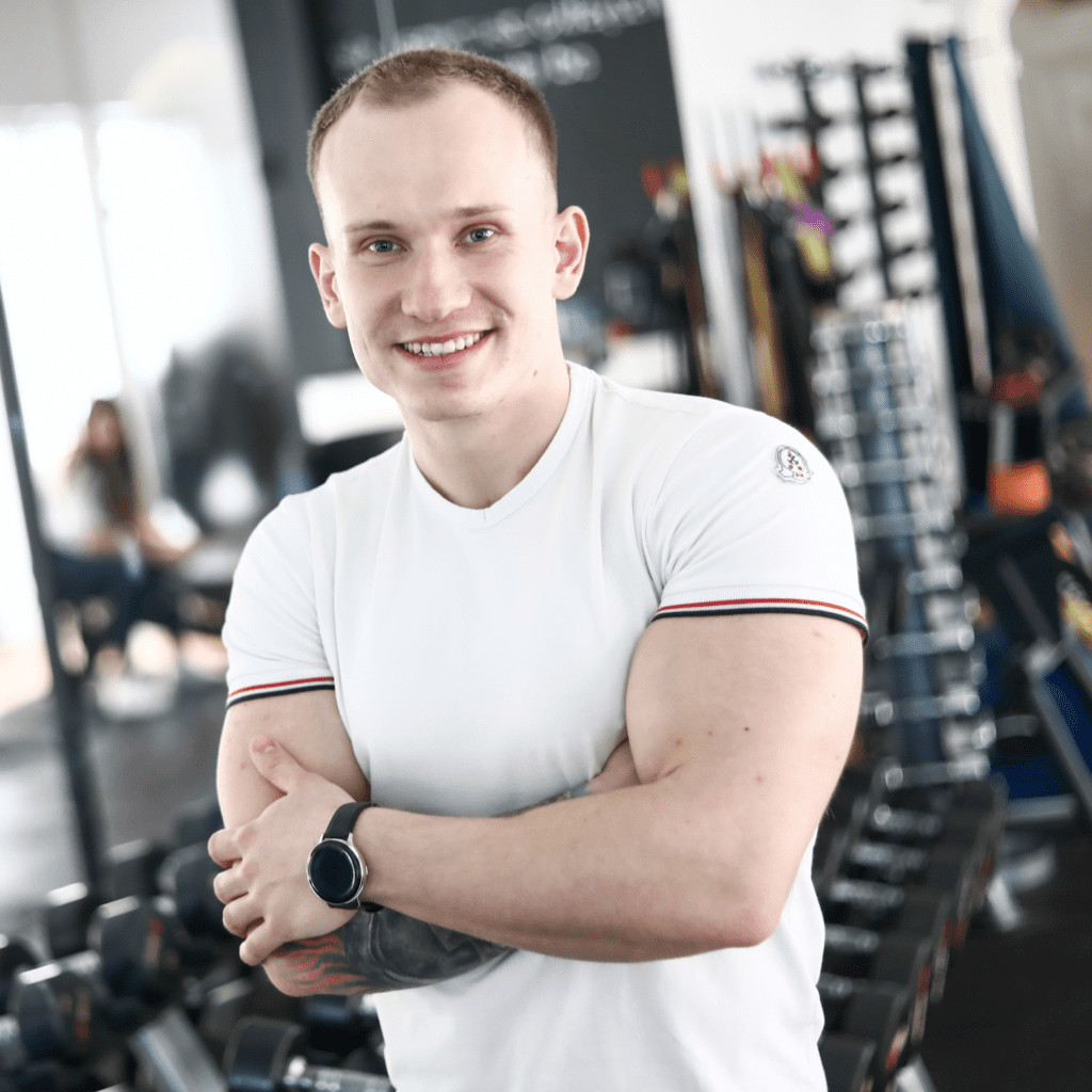 Artur Suchań trener personalny FitNow