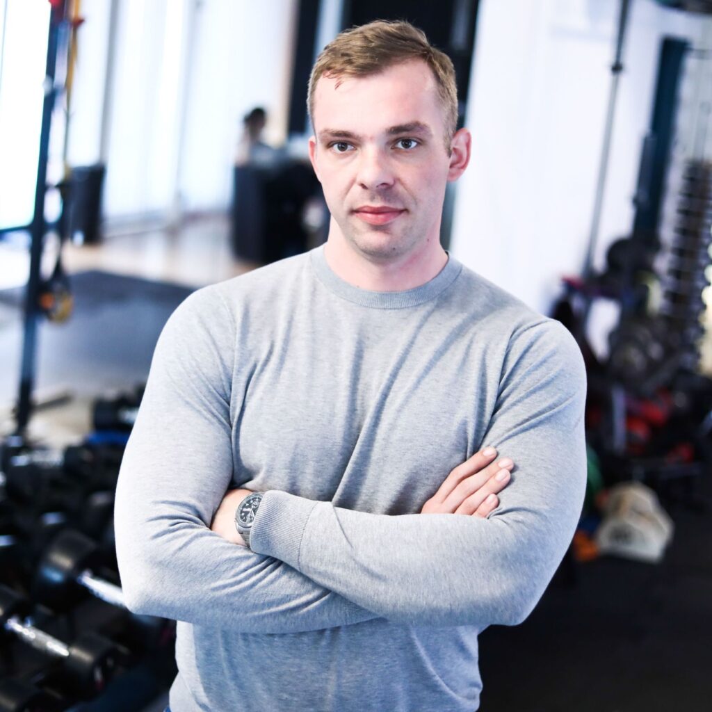 Sebastian trener personalny FitNow Kraków